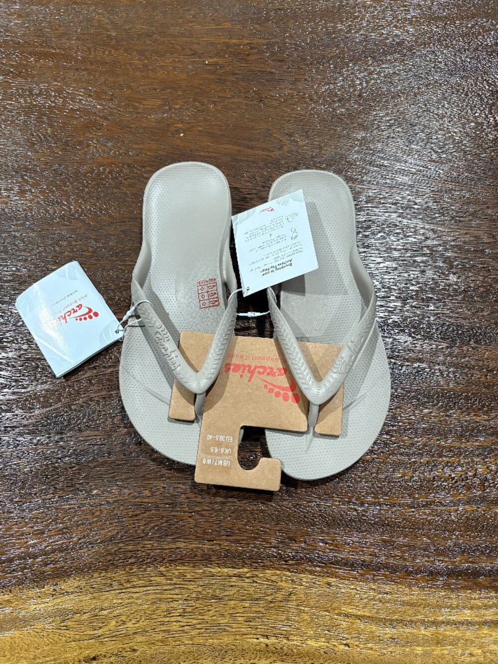 Archies Support Flip Flops Sandals M 7 W 8 Tan Neutral NWT NEW Comfort